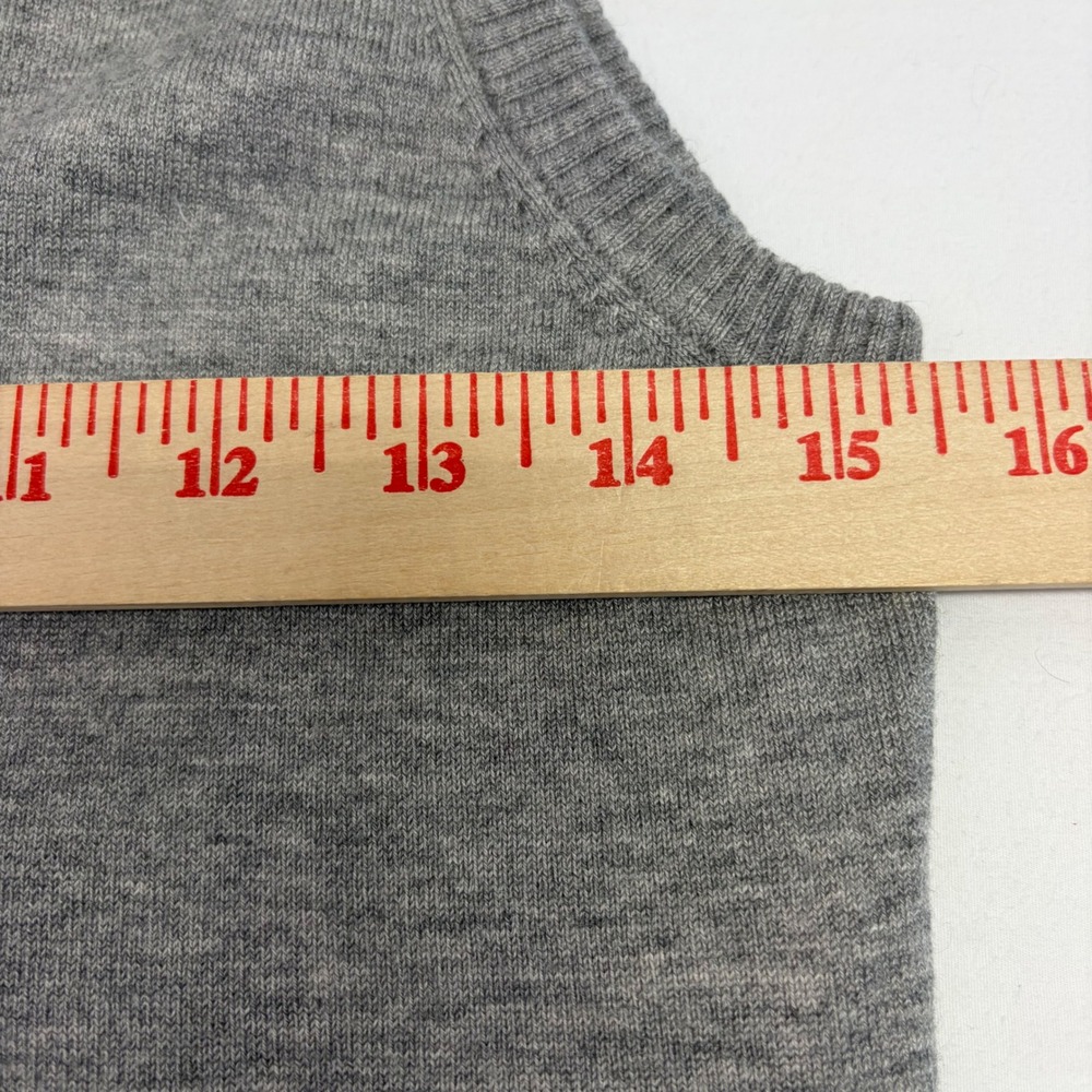 Trina Turk Sweater Vest Grey Small Cashmere Silk Wool Knit V-Neck Sleeveless Top - Picture 5 of 8